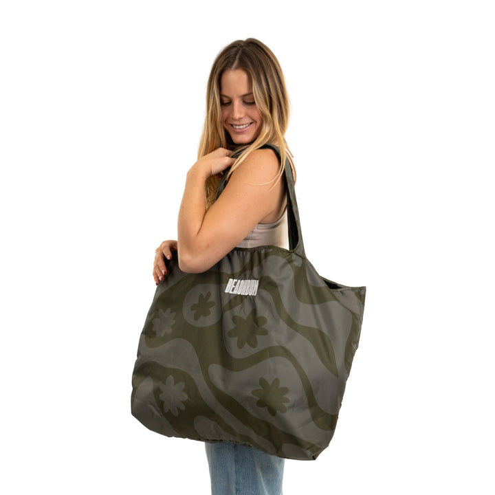 RECYCLED REVERSIBLE TOTE BAG - OLIVE - CORAL COLLECTION