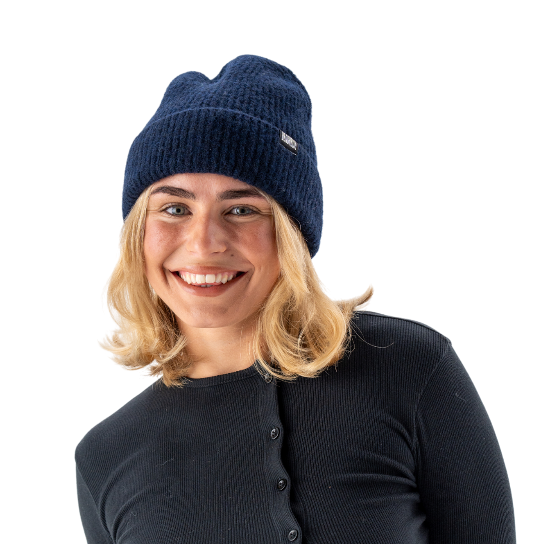 NAVY - BEANIE